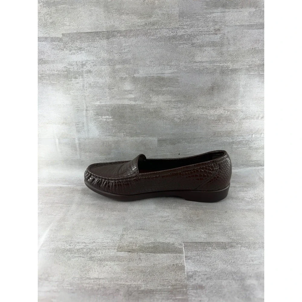 SAS Loafer Women Sz 8.5N Brown Crocodile Embossed Leather Tripad Comfort Shoes